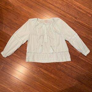 Chico’s sz 2 boho pale blue blouse, button,tassle tie front, excellent condition